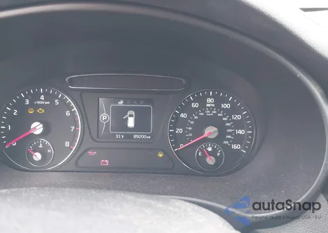 2017 Kia Sorento 2.4L Lx z USA, uszkodzony, nr VIN 5XYPGDA36HG246227